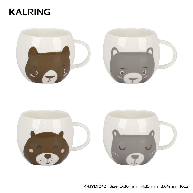 New bone China mug with bear decoration with color box